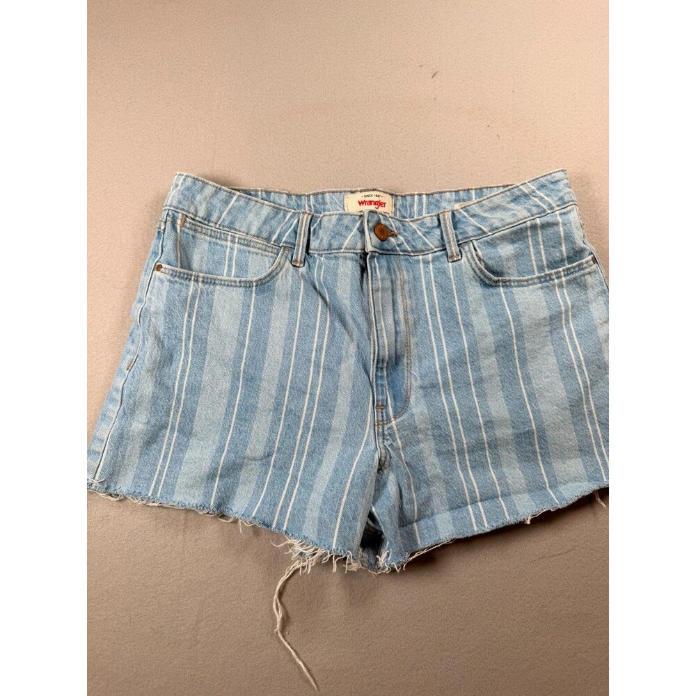 Size 10 Wrangler mid rise Vintage pinstripe boho cut off shorts